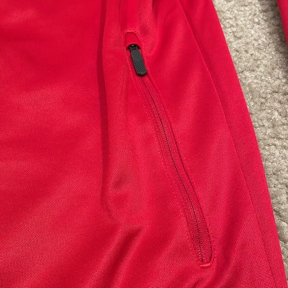 Preowned AC Milan red track jacket men size M in excellent condition - Picture 6 of 9